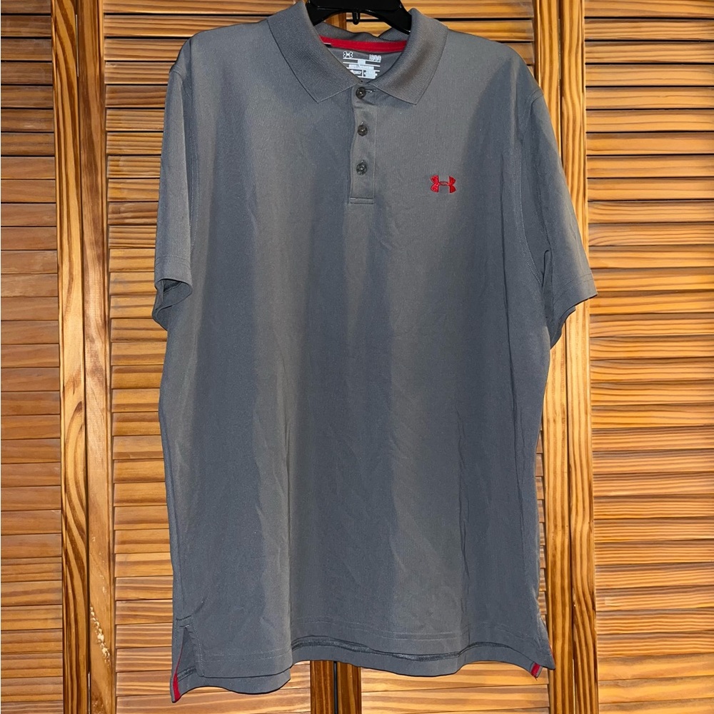 Under Armour Heat Gear Loose Gray Short Sleeve Polo with Red Accents Size Large